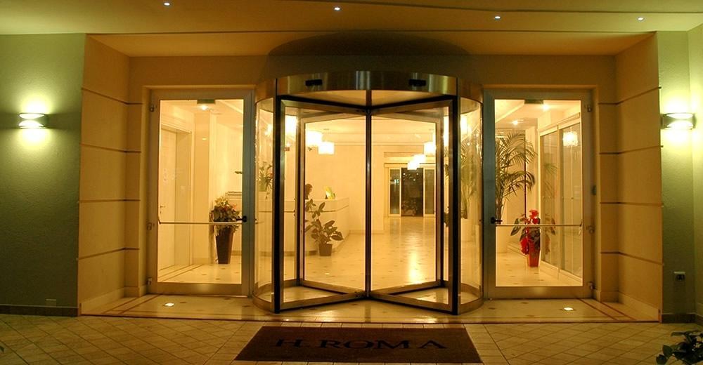 Hotel Roma Residenza Cervia Exteriör bild