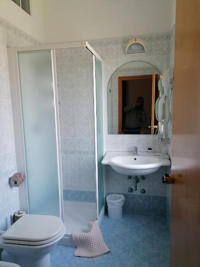 Hotel Roma Residenza Cervia Exteriör bild